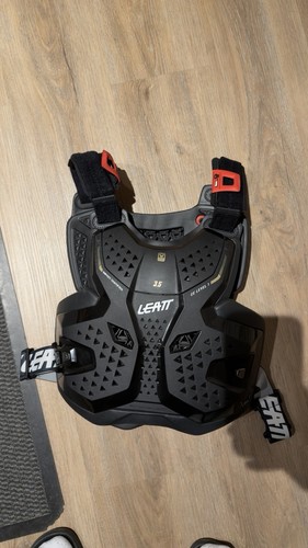 Leatt protektorjacke body - protektorjacke,